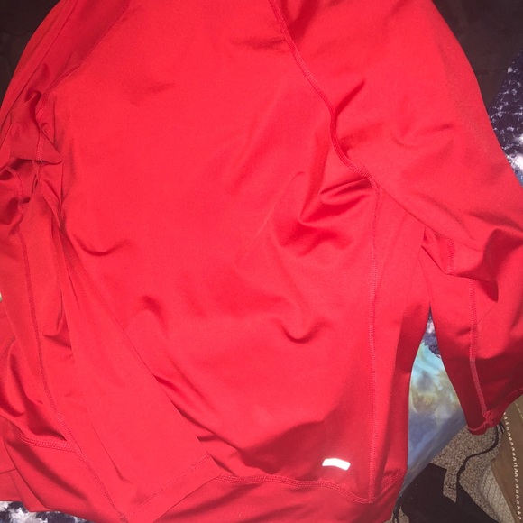 Red running jacket. - Picture 2 of 3